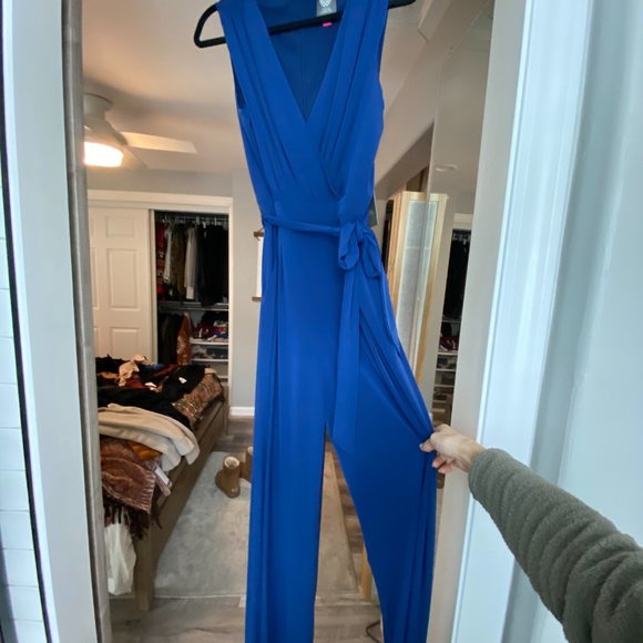 Sleeveless Jumpsuit with Tied Waist (NWT) - Picture 4 of 6